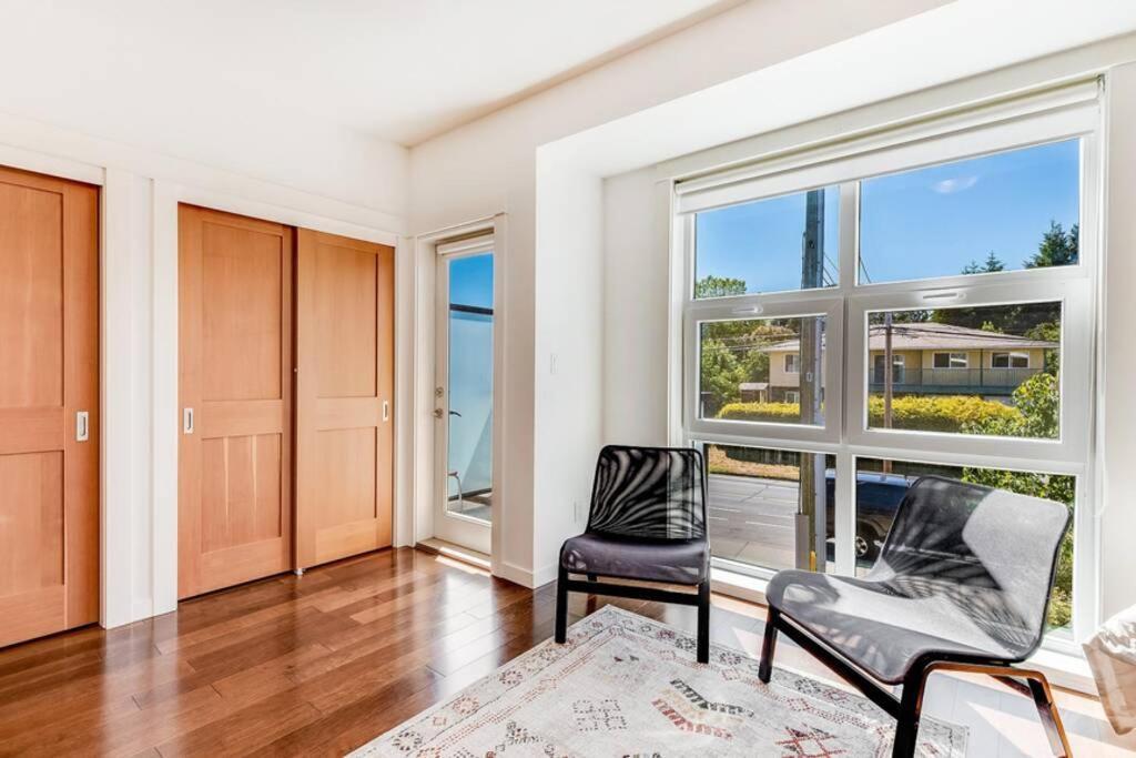 Cedar Hill Sunlit Stay - Bright Spacious & Modern Victoria Luaran gambar